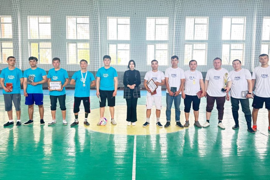 Ipak yo‘li innovatsiyalar universitetida sportning mini futbol turi bo‘yicha universitet talabalari o'rtasida musobaqa tashkil qilindi.